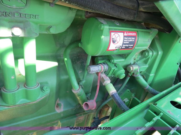 image for item B4789 2009 John Deere 4930 self-propelled sprayer