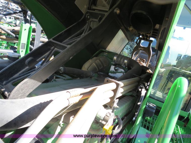 image for item B4789 2009 John Deere 4930 self-propelled sprayer