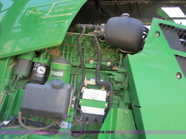 image for item B4789 2009 John Deere 4930 self-propelled sprayer