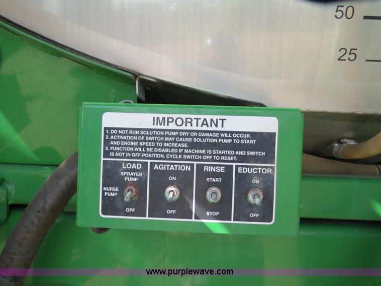 image for item B4789 2009 John Deere 4930 self-propelled sprayer