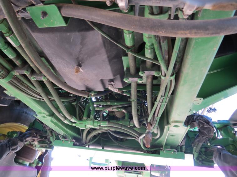 image for item B4789 2009 John Deere 4930 self-propelled sprayer