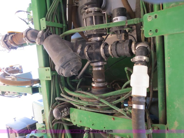 image for item B4789 2009 John Deere 4930 self-propelled sprayer