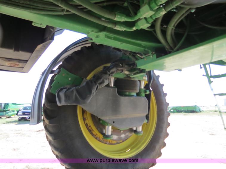 image for item B4789 2009 John Deere 4930 self-propelled sprayer