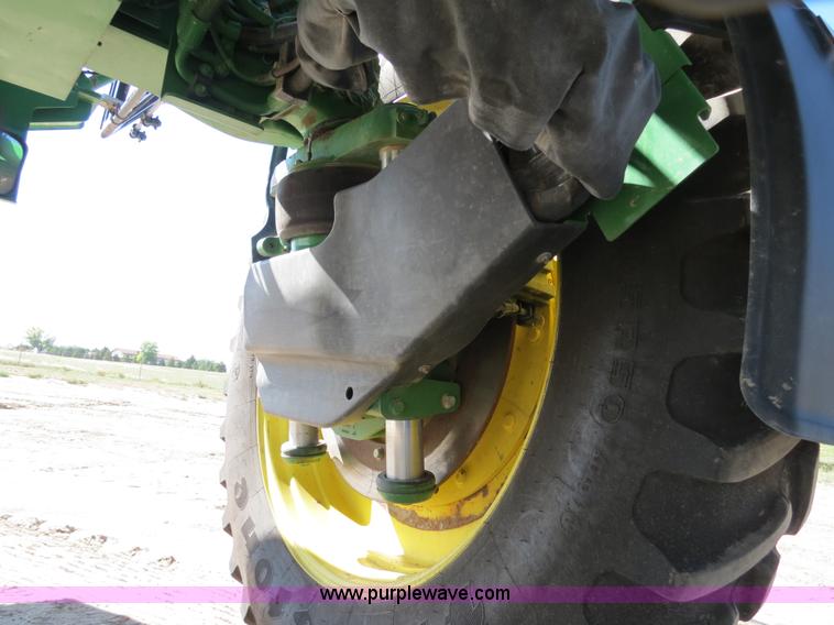 image for item B4789 2009 John Deere 4930 self-propelled sprayer