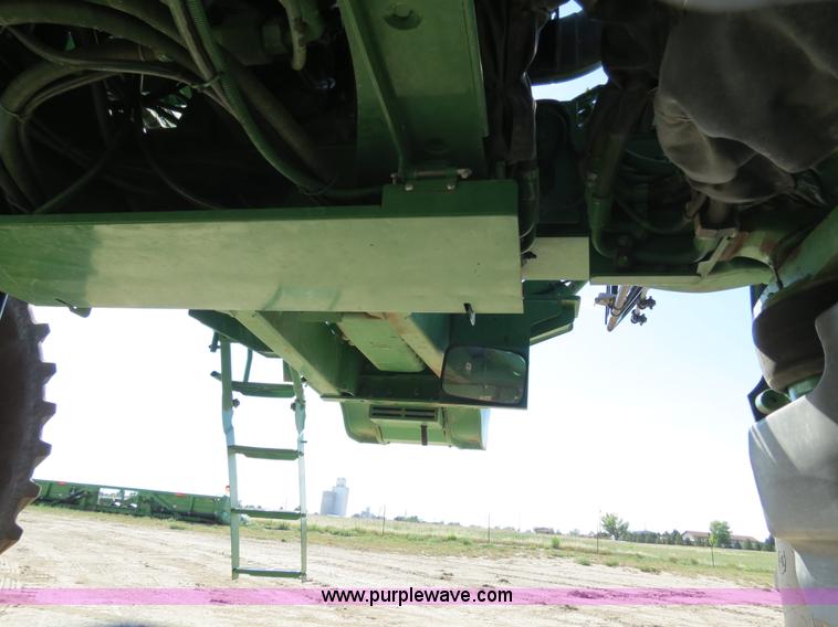 image for item B4789 2009 John Deere 4930 self-propelled sprayer