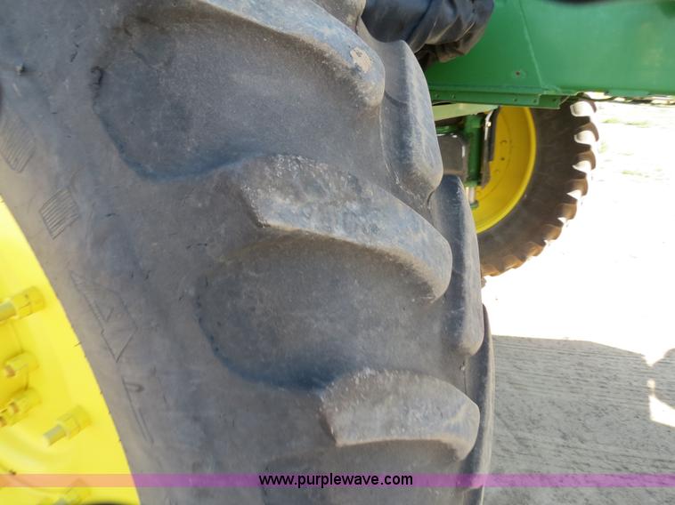 image for item B4789 2009 John Deere 4930 self-propelled sprayer