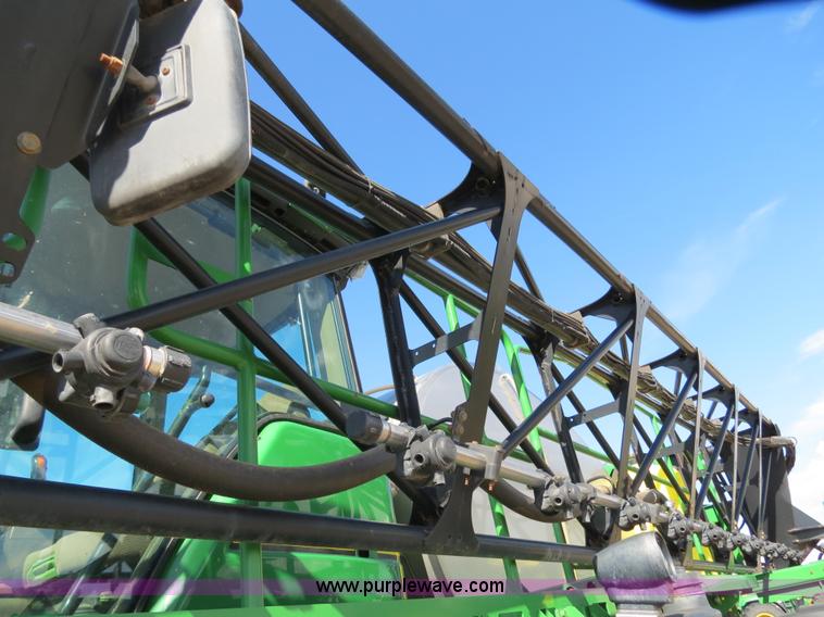 image for item B4789 2009 John Deere 4930 self-propelled sprayer