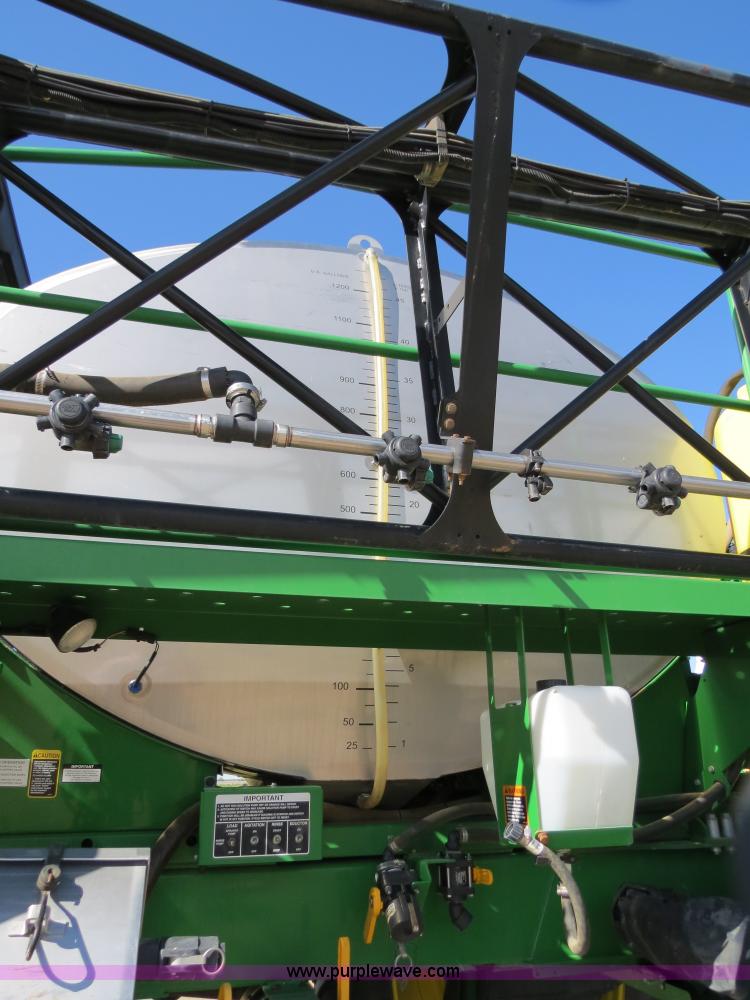 image for item B4789 2009 John Deere 4930 self-propelled sprayer