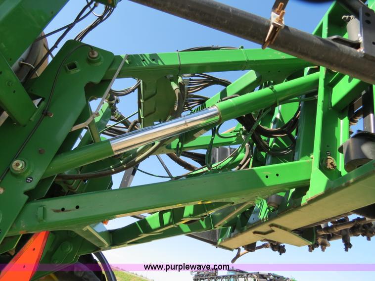 image for item B4789 2009 John Deere 4930 self-propelled sprayer