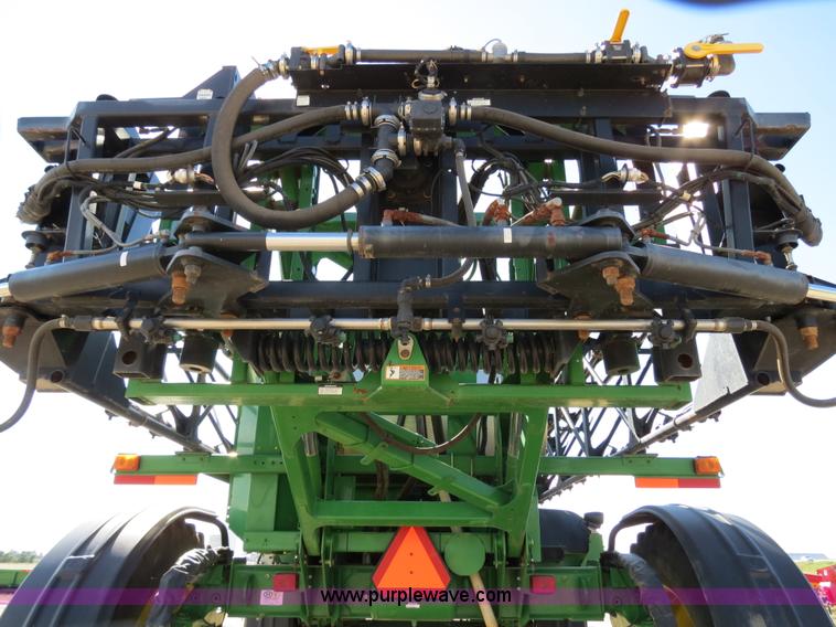 image for item B4789 2009 John Deere 4930 self-propelled sprayer