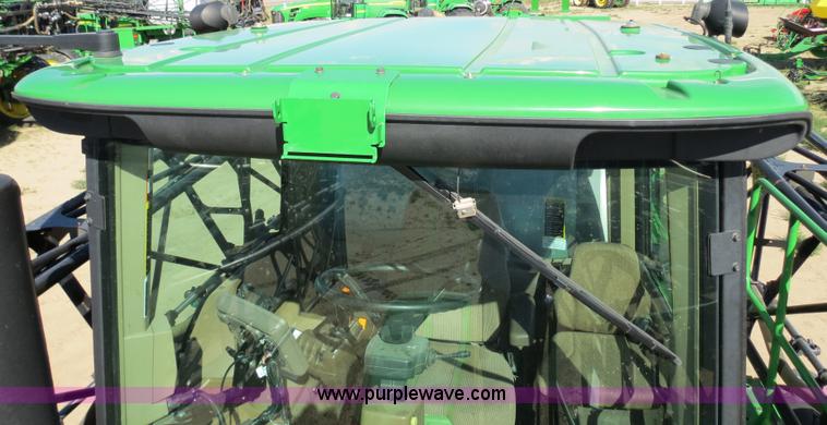 image for item B4789 2009 John Deere 4930 self-propelled sprayer