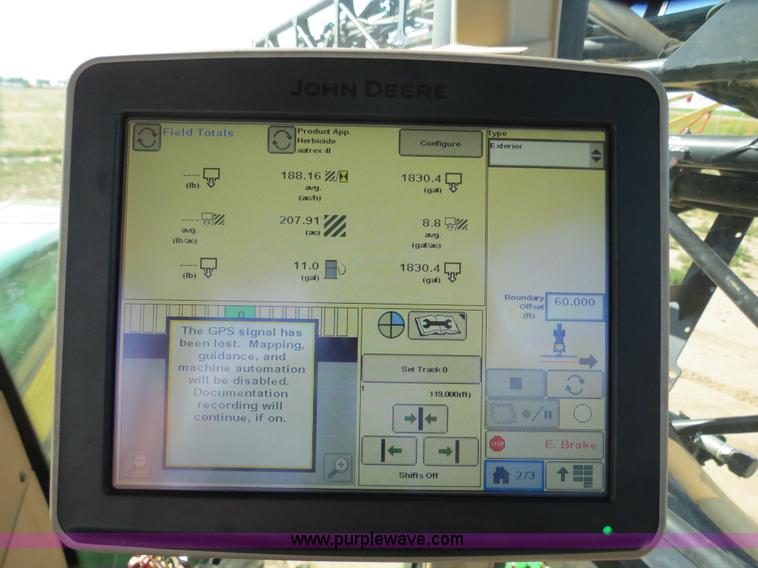 image for item B4789 2009 John Deere 4930 self-propelled sprayer