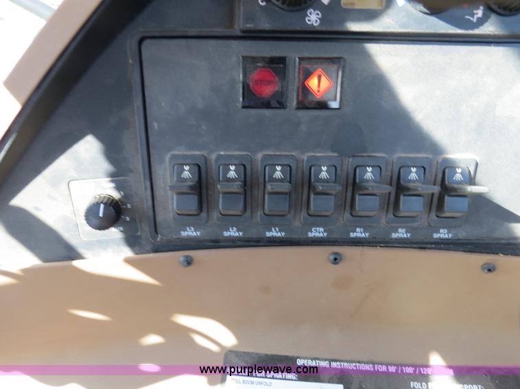 image for item B4789 2009 John Deere 4930 self-propelled sprayer