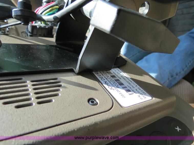 image for item B4789 2009 John Deere 4930 self-propelled sprayer