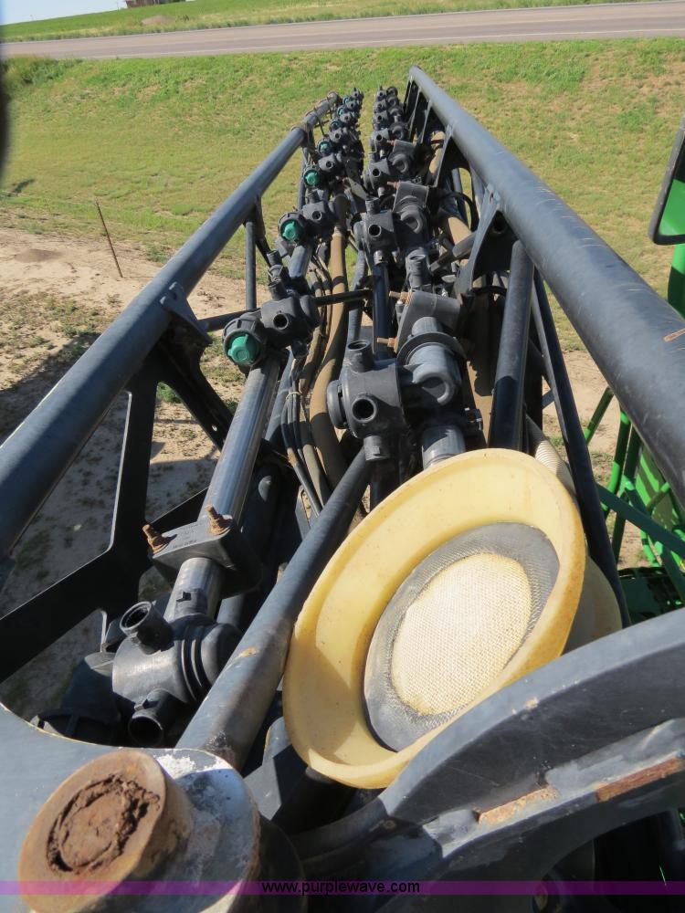 image for item B4789 2009 John Deere 4930 self-propelled sprayer