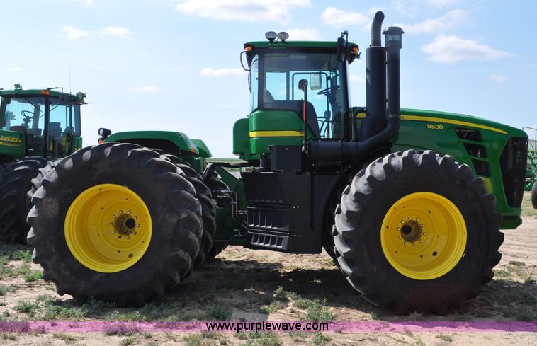 image for item G6112 2011 John Deere 9630 4WD tractor