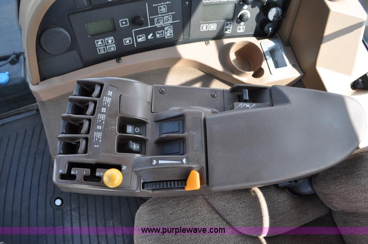 image for item G6112 2011 John Deere 9630 4WD tractor