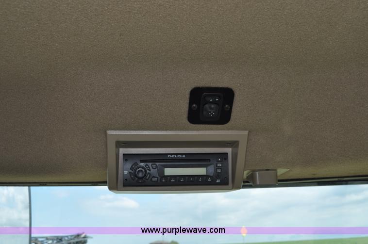 image for item G6112 2011 John Deere 9630 4WD tractor