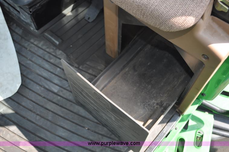 image for item G6112 2011 John Deere 9630 4WD tractor