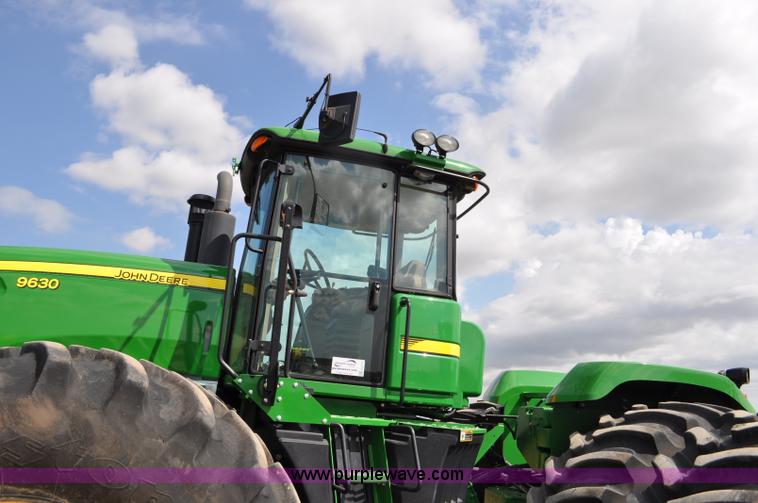 image for item G6112 2011 John Deere 9630 4WD tractor