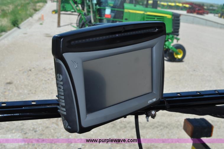 image for item G6113 2010 Caterpillar Challenger MT755C tractor