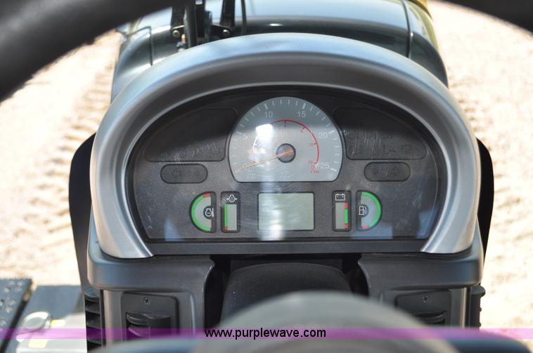 image for item G6113 2010 Caterpillar Challenger MT755C tractor