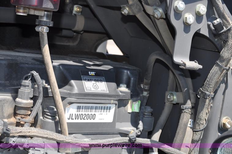 image for item G6113 2010 Caterpillar Challenger MT755C tractor