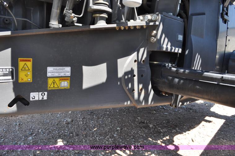 image for item G6113 2010 Caterpillar Challenger MT755C tractor