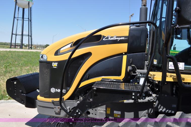 image for item G6113 2010 Caterpillar Challenger MT755C tractor
