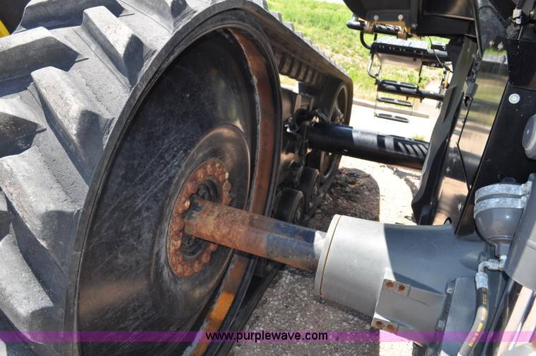 image for item G6113 2010 Caterpillar Challenger MT755C tractor