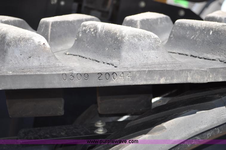 image for item G6113 2010 Caterpillar Challenger MT755C tractor