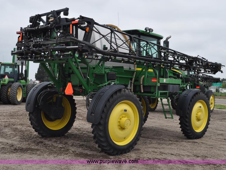 2008 John Deere 4830 selfpropelled sprayer in Cheyenne Wells, CO