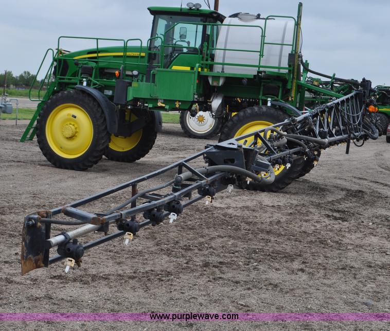 2008 John Deere 4830 selfpropelled sprayer in Cheyenne Wells, CO