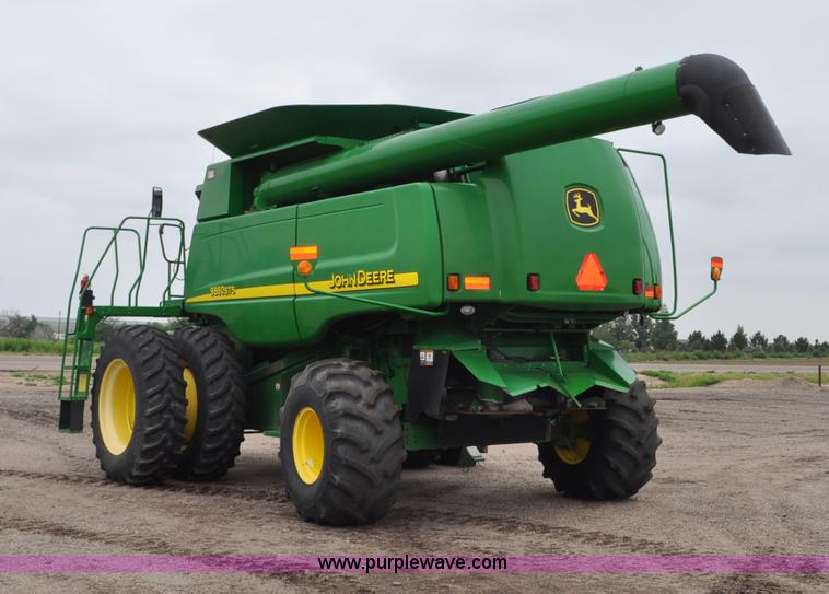 image for item G6116 2005 John Deere 9860 STS 2WD combine