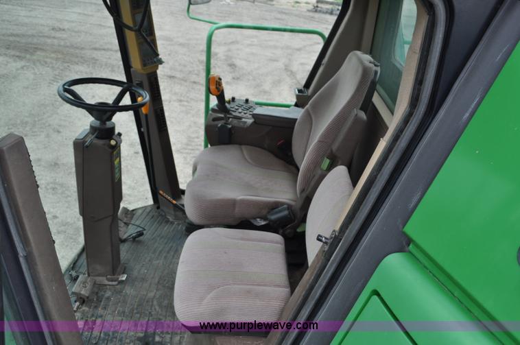 image for item G6116 2005 John Deere 9860 STS 2WD combine