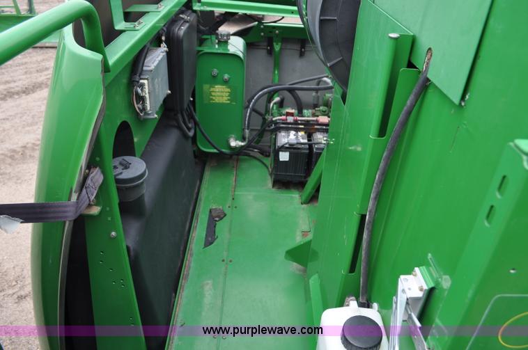 image for item G6116 2005 John Deere 9860 STS 2WD combine