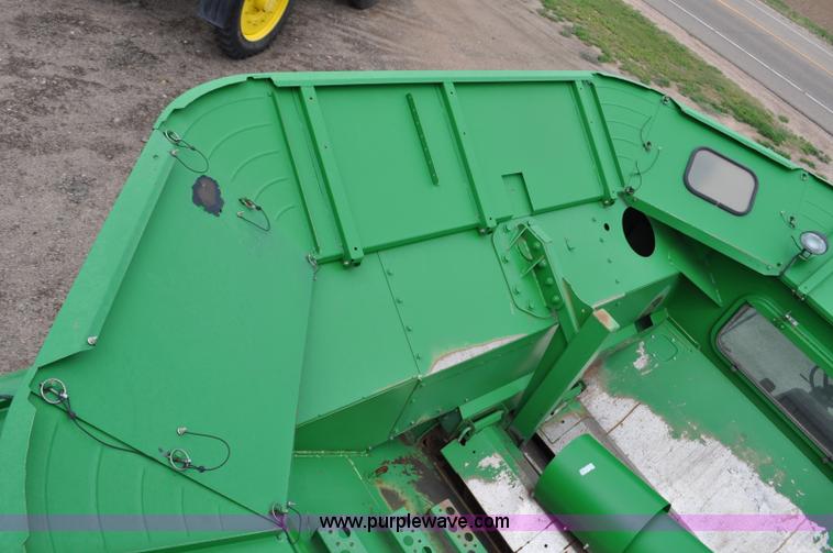 image for item G6116 2005 John Deere 9860 STS 2WD combine