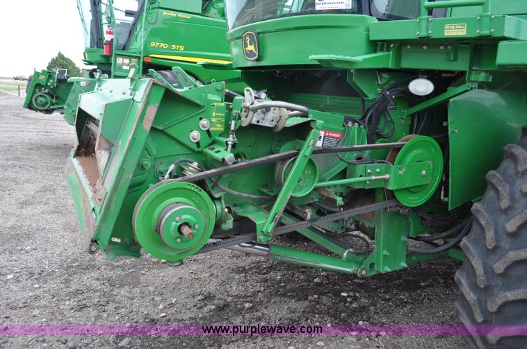 image for item G6116 2005 John Deere 9860 STS 2WD combine