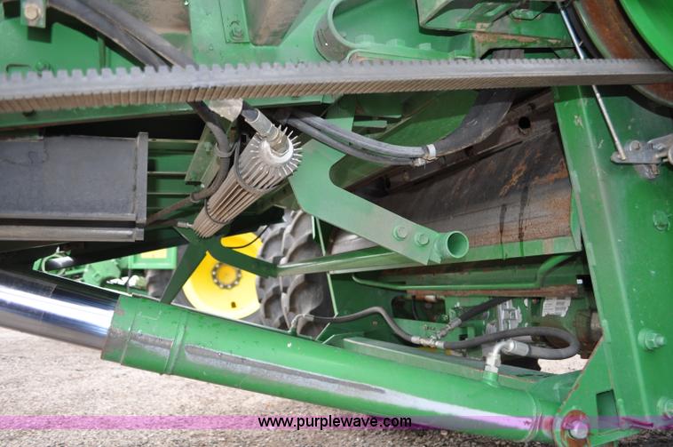 image for item G6116 2005 John Deere 9860 STS 2WD combine