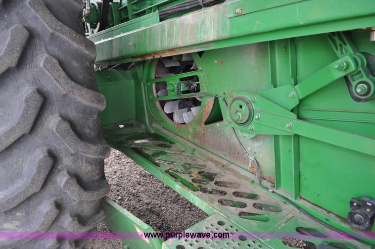 image for item G6116 2005 John Deere 9860 STS 2WD combine