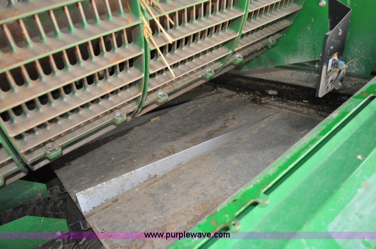 image for item G6116 2005 John Deere 9860 STS 2WD combine