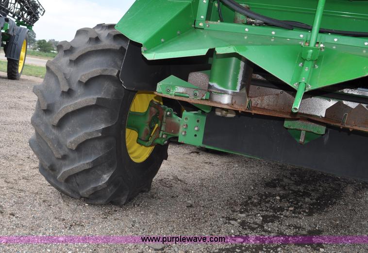 image for item G6116 2005 John Deere 9860 STS 2WD combine