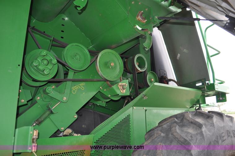 image for item G6116 2005 John Deere 9860 STS 2WD combine