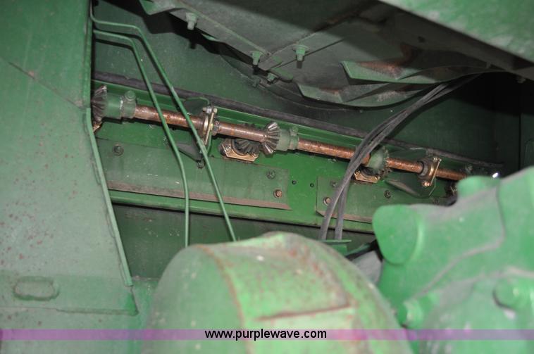 image for item G6116 2005 John Deere 9860 STS 2WD combine