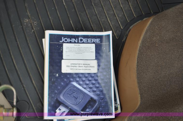 image for item G6118 2009 John Deere 4930 self-propelled sprayer