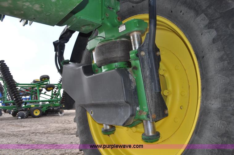 image for item G6118 2009 John Deere 4930 self-propelled sprayer