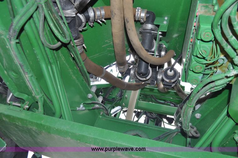 image for item G6118 2009 John Deere 4930 self-propelled sprayer