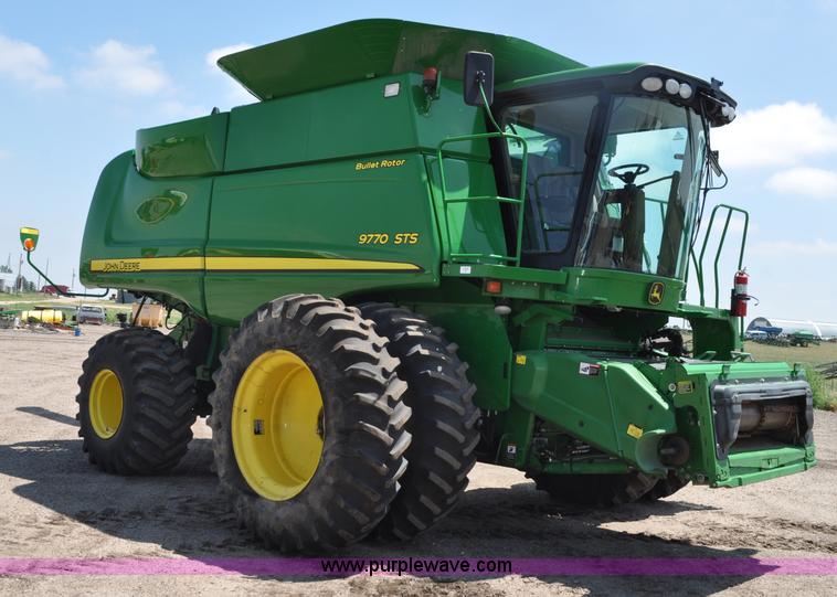image for item G6119 2010 John Deere 9770 STS RWA combine
