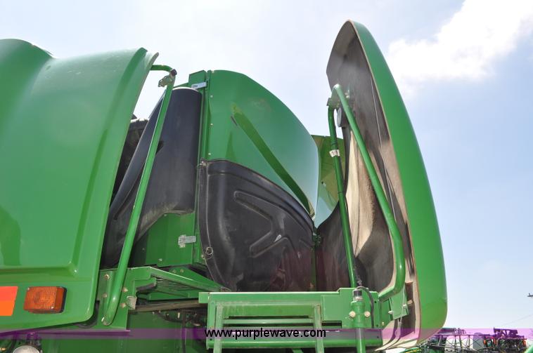 image for item G6119 2010 John Deere 9770 STS RWA combine