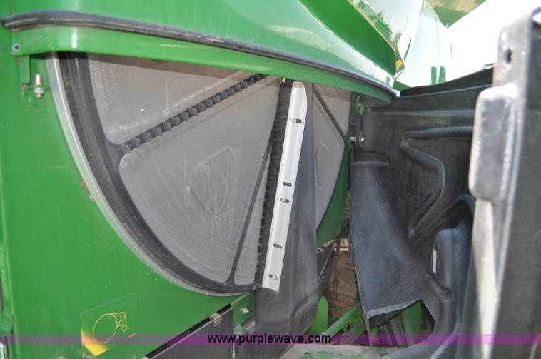 image for item G6119 2010 John Deere 9770 STS RWA combine